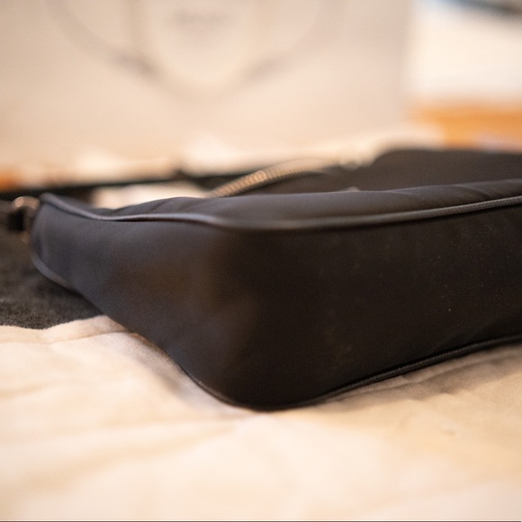 Prada Re-Edition 2005 Re-Nylon mini bag - Picture 4 of 7